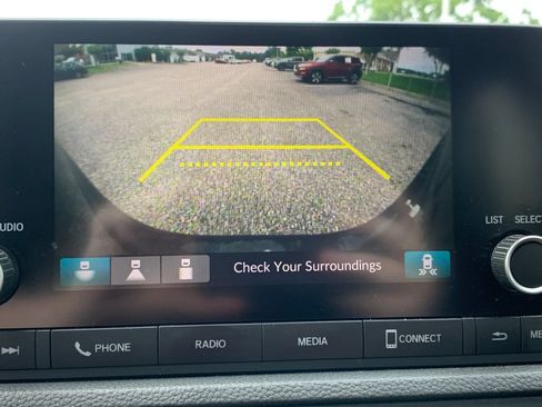 Used 2023 Honda CR-V Sport image 15