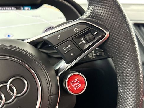 Used 2017 Audi R8 V10 w/ Carbon Exterior Package image 23