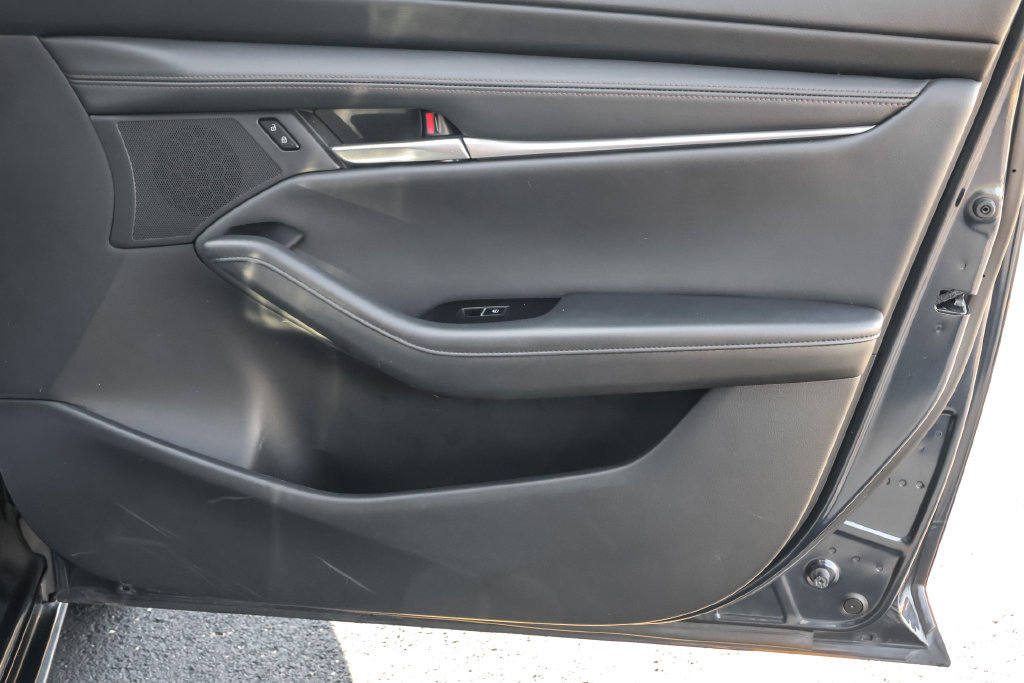 Used 2024 MAZDA MAZDA3 s FWD image 39