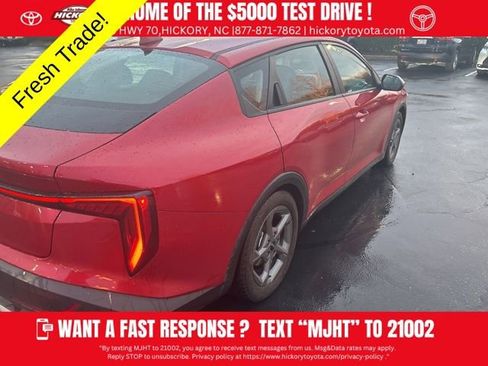 Used 2025 Kia K4 LXS image 6