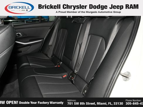 Used 2025 BMW 330i xDrive Sedan AWD/4WD image 19