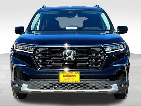 New 2025 Honda Pilot Elite image 13