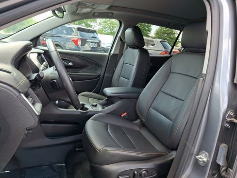 Used 2021 GMC Terrain SLT AWD/4WD image 17