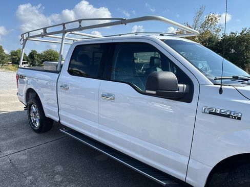 Used 2015 Ford F150 XLT w/ Equipment Group 302A Luxury image 10