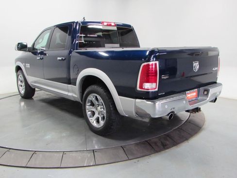 Used 2018 RAM 1500 Laramie w/ Convenience Group AWD/4WD image 5