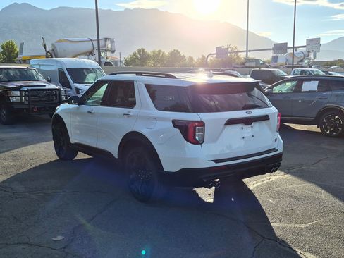 Used 2022 Ford Explorer ST w/ ST Street Pack AWD/4WD image 8