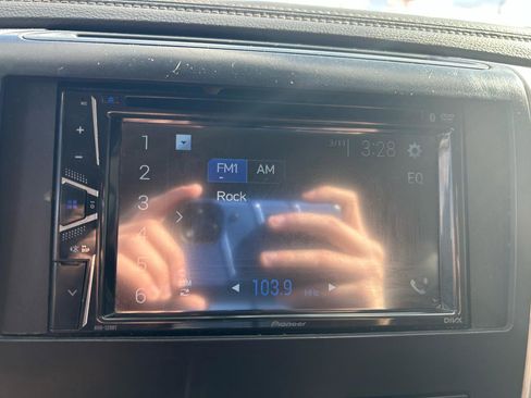 Used 2012 RAM 1500 Sport w/ Remote Start & Security Group image 21