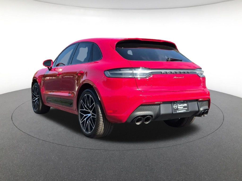 Used 2023 Porsche Macan Turbo AWD/4WD image 7