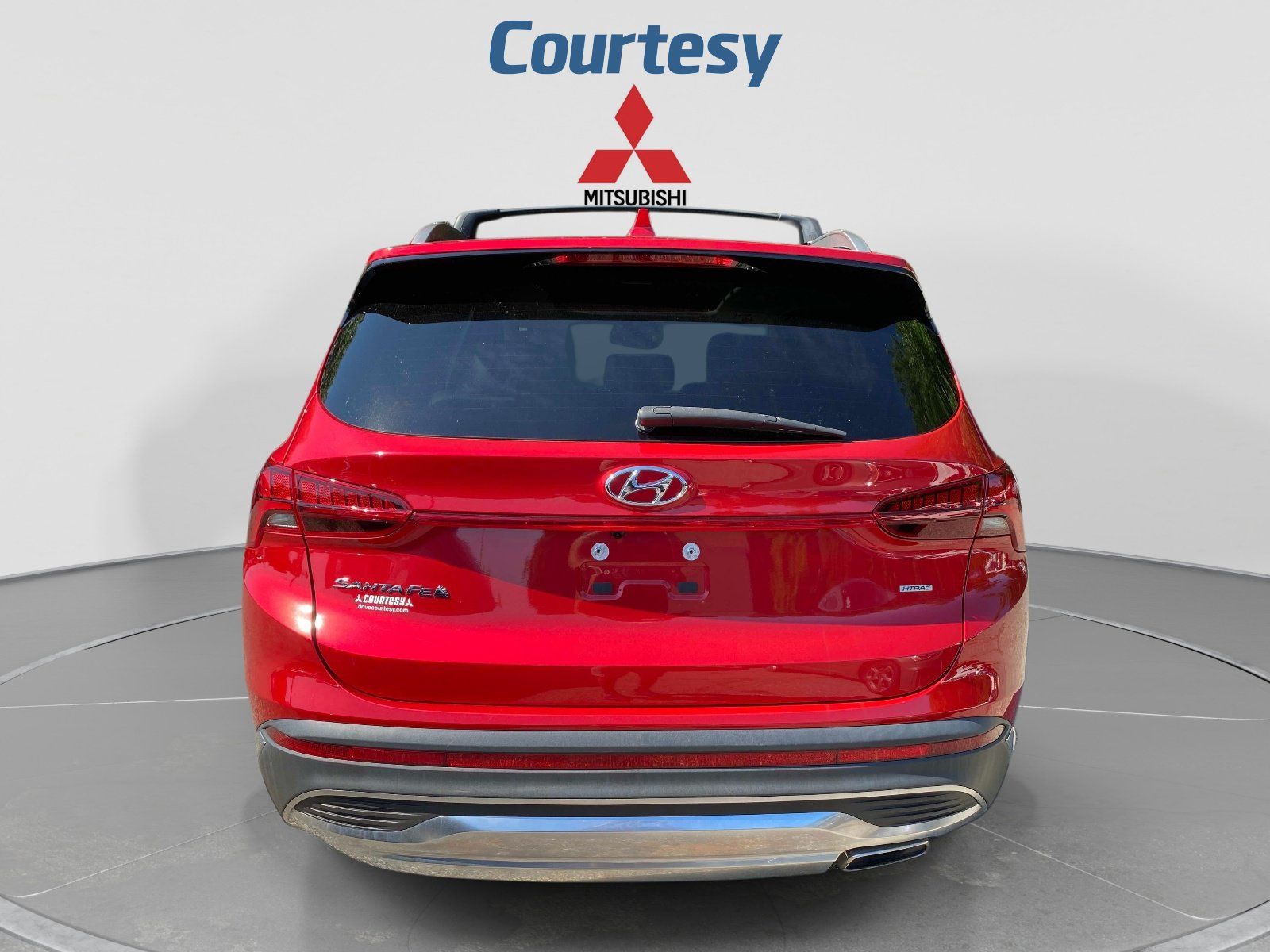 Used 2023 Hyundai Santa Fe SEL w/ Premium Package AWD/4WD image 4