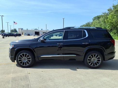 Used 2023 GMC Acadia Denali w/ Black Diamond Edition AWD/4WD image 2
