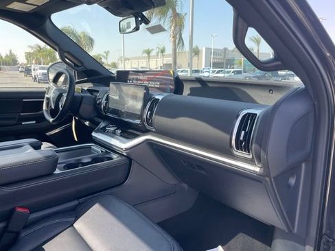 New 2027 Ford Expedition Platinum w/ Stealth Performance Package AWD/4WD image 28