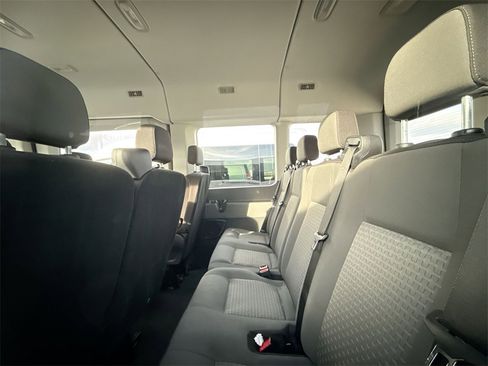 Used 2023 Ford Transit 350 XLT image 11