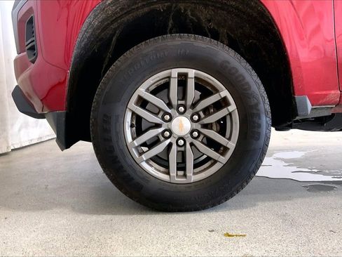 Used 2023 Chevrolet Colorado LT RWD image 6