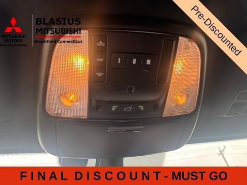 Used 2024 Dodge Durango Citadel w/ Tow 'N Go Group AWD/4WD image 31