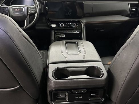 Used 2022 GMC Sierra 1500 AT4 w/ AT4 Premium Package image 29