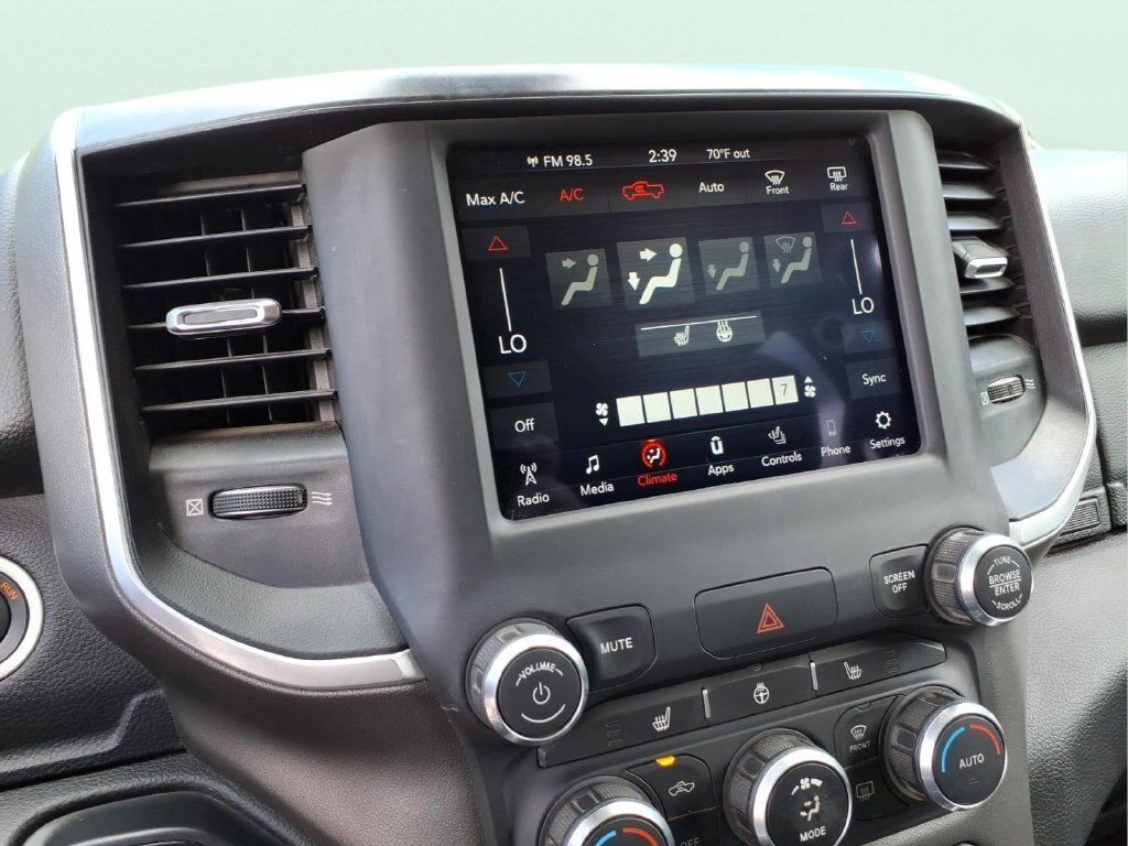 Used 2019 RAM 1500 Big Horn AWD/4WD image 27