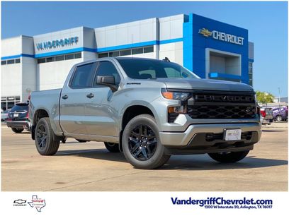 New 2026 Chevrolet Silverado 1500 Custom w/ LPO, Dark Essentials Package