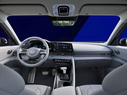 New 2026 Hyundai Elantra Sport image 11