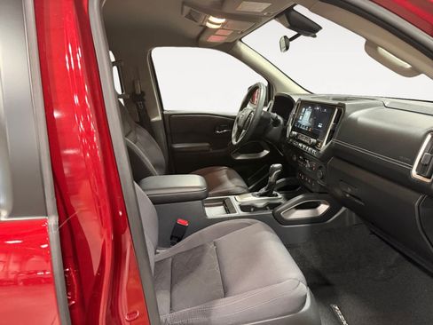 Used 2025 Nissan Frontier SV w/ SV Convenience Package AWD/4WD image 16