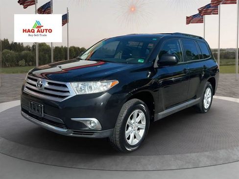 Used 2012 Toyota Highlander SE w/ Tow Pkg AWD/4WD image 1