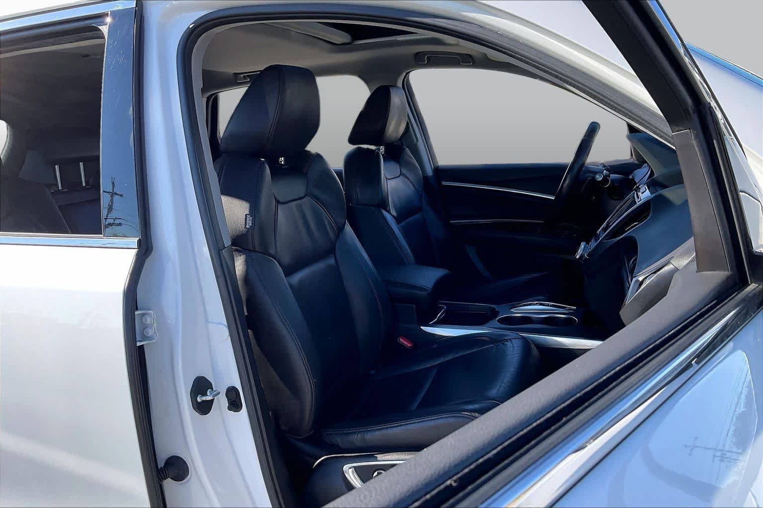 Used 2020 Acura MDX SH-AWD image 8