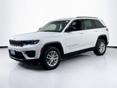 Used 2023 Jeep Grand Cherokee Laredo
