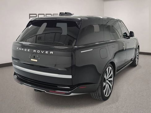 Used 2024 Land Rover Range Rover Long Wheelbase Autobiography AWD/4WD image 7