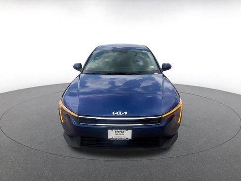 Used 2025 Kia K4 LXS FWD image 3