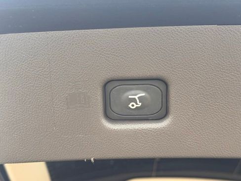 Used 2022 Lincoln Nautilus Reserve image 31