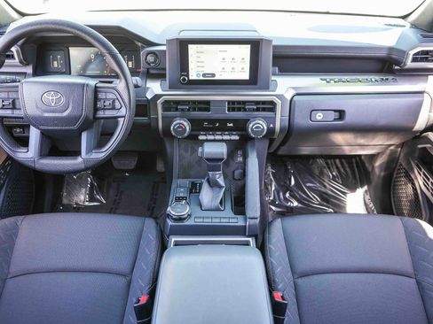 Certified 2025 Toyota Tacoma SR5 AWD/4WD image 13