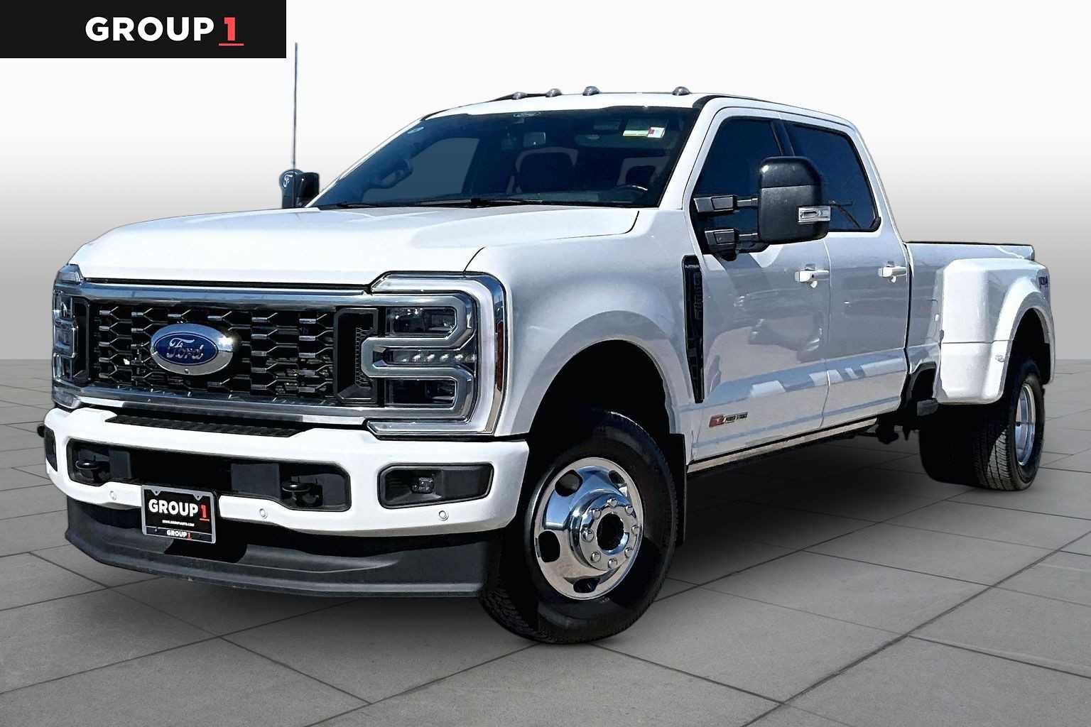 Certified 2026 Ford F350 Platinum w/ FX4 Off-Road Package AWD/4WD image 1