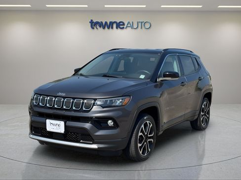 Used 2022 Jeep Compass Limited AWD/4WD image 3