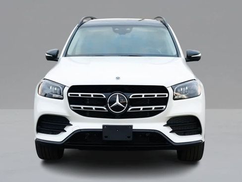 Used 2023 Mercedes-Benz GLS 450 4MATIC image 2