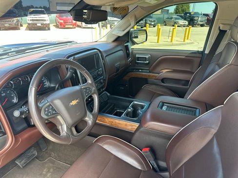 Used 2018 Chevrolet Silverado 1500 High Country AWD/4WD image 13