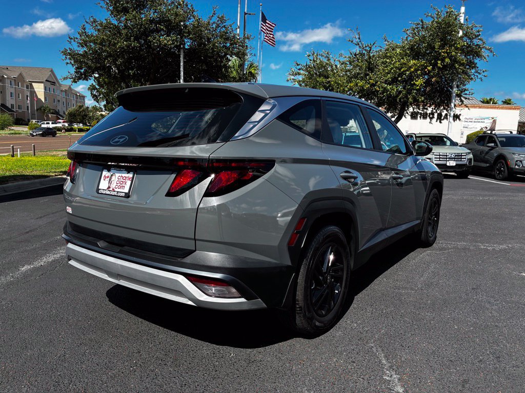 Certified 2026 Hyundai Tucson SE FWD image 4