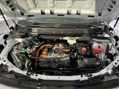 New 2026 Chevrolet Equinox EV LT image 35