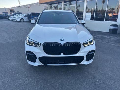 Used 2022 BMW X5 xDrive45e w/ M Sport Package image 11
