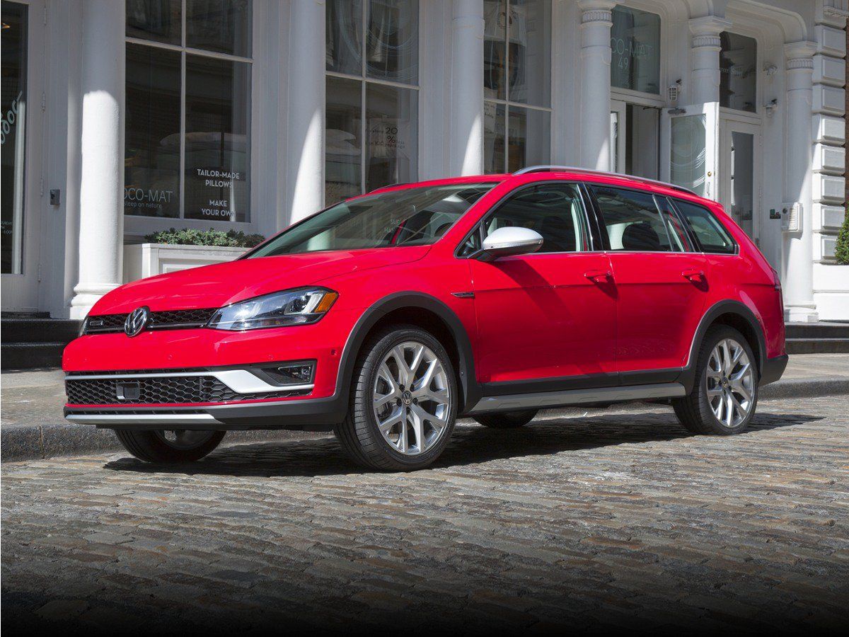 Used 2017 Volkswagen Golf Alltrack SE AWD/4WD image 1
