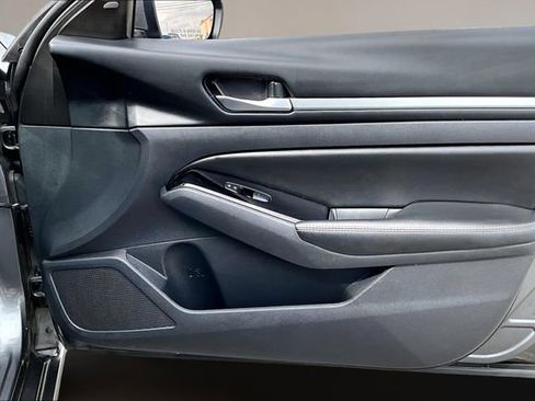 Used 2023 Nissan Altima 2.5 SV image 25