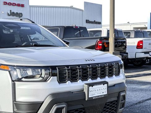 New 2026 Jeep Cherokee Limited AWD/4WD image 7