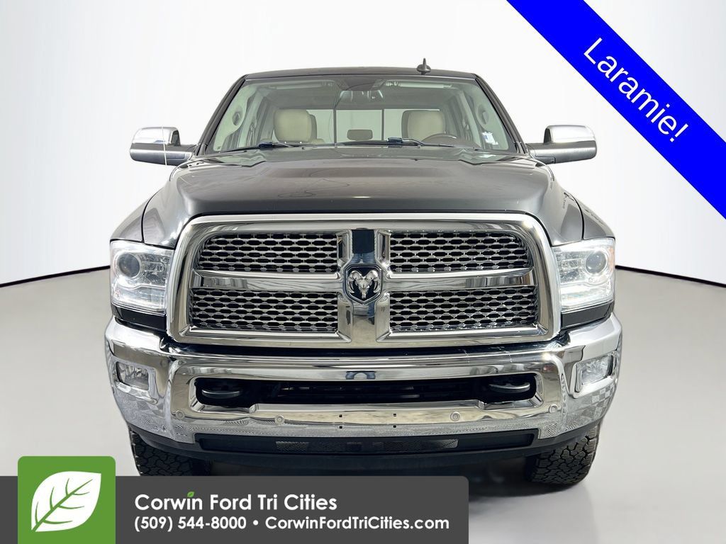 Used 2018 RAM 2500 Laramie w/ Off Road Package AWD/4WD image 4