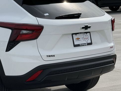 New 2026 Chevrolet Trax RS w/ Driver Confidence Package image 6