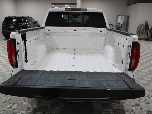 Used 2021 GMC Sierra 1500 SLT image 11