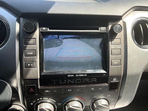 Used 2018 Toyota Tundra SR5 w/ SR5 Upgrade Package AWD/4WD image 20