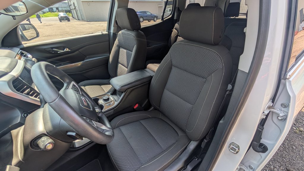 Used 2023 GMC Acadia SLE w/ Driver Convenience Package AWD/4WD image 13