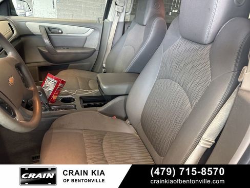 Used 2015 Chevrolet Traverse LS FWD image 19