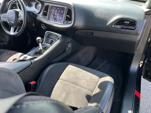 Used 2017 Dodge Challenger R/T Scat Pack w/ Dynamics Package image 41