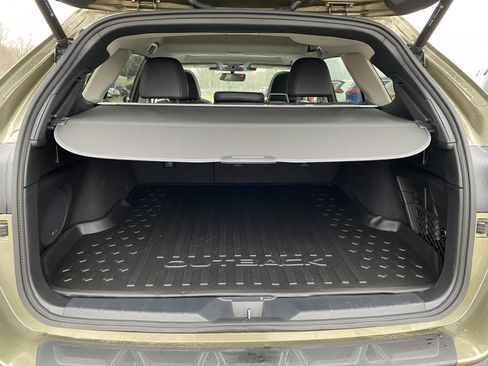 Used 2025 Subaru Outback Limited image 18