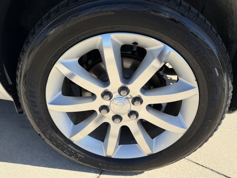 Used 2014 Buick Enclave Premium w/ Trailering Provision Package image 34