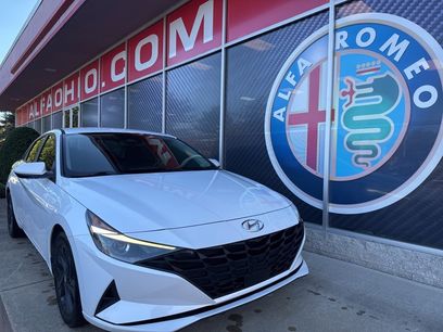 Used 2021 Hyundai Elantra SEL w/ Convenience Package